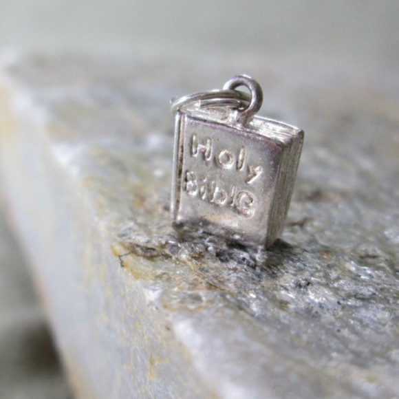 VTG Artisan Sterling Silver Bracelet Charm HOLY BIBLE - Picture 2 of 5